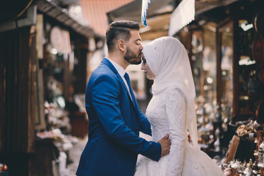 Decorating Muslim Weddings: A Guide For Muslim Wedding Decor CV Linens Decorating Muslim Weddings: A Guide For Muslim Wedding Decor CV Linens