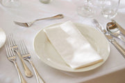table-setting-with-cutlery