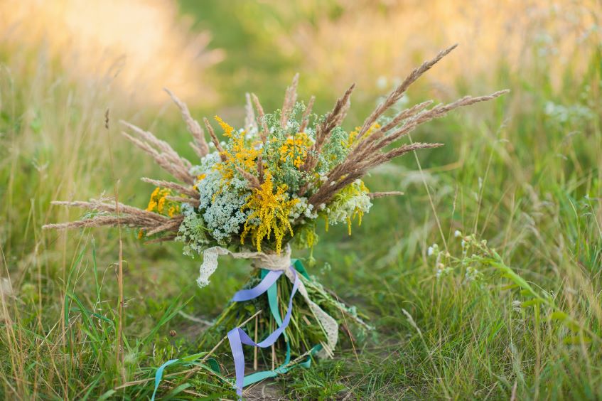 wildflowers bridal bouquet