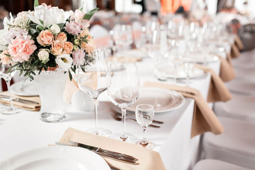 elegant-table-setting-dinner