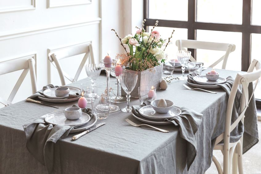 Are Tablecloths Out Of Style? CV Linens