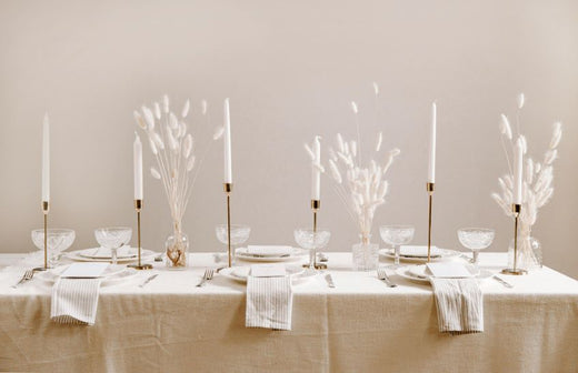 white-tablecloth-set
