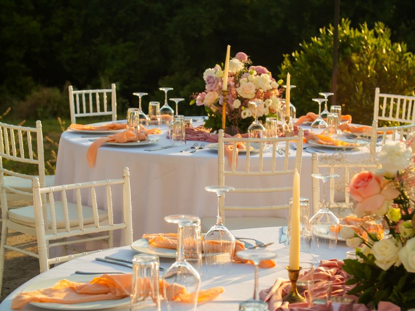 Beautiful-outdoor-wedding-decoration