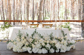 beautifully-decorated-sweetheart-table