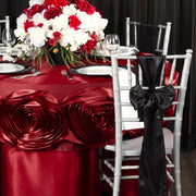 red-rosette-table-decor