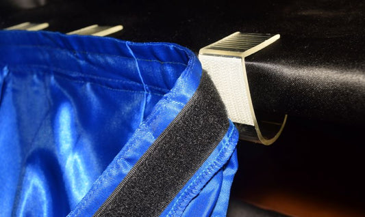 blue-table-skirt-and-table-clips