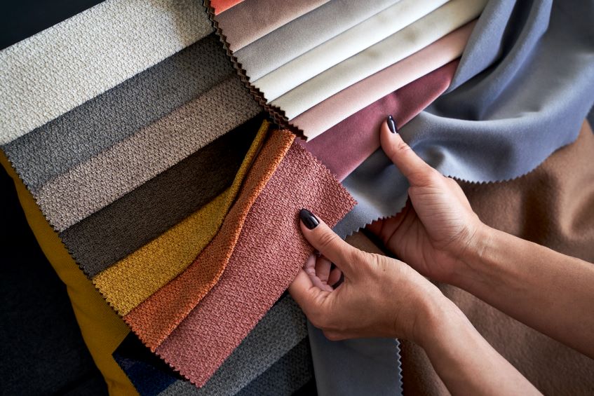choosing-upholstery-fabric-colors