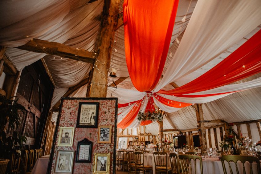 circus-wedding-reception 