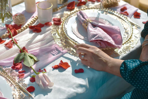 beautiful-floral-table-settings