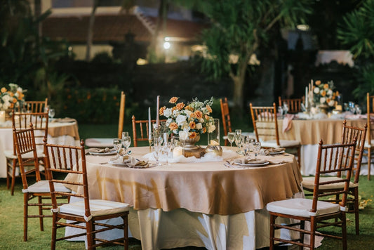 outdoor-table-settings