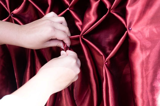 red-table-skirt
