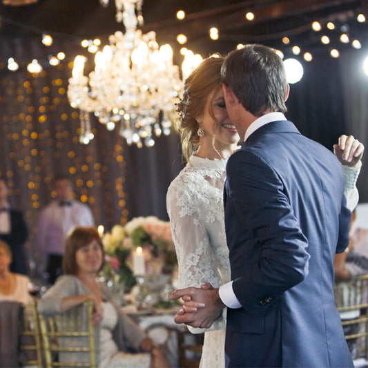 What’s the Best Wedding Decoration to Make You Look Better in Photos?