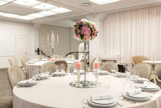 white-banquet-table