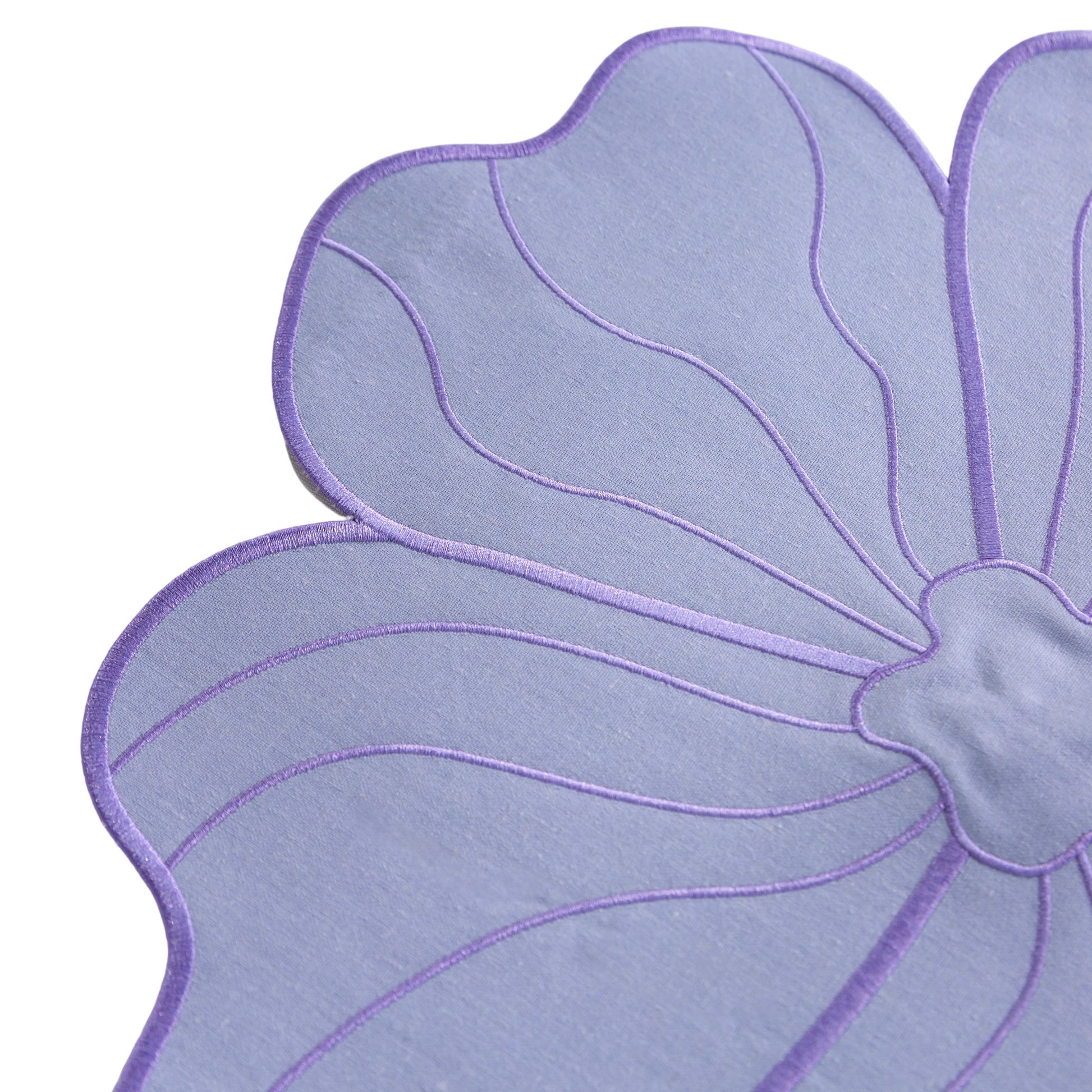 2pc/set Flower Linen Embroidery Placemat - Lavender/Victorian Lilac Trim petal close up