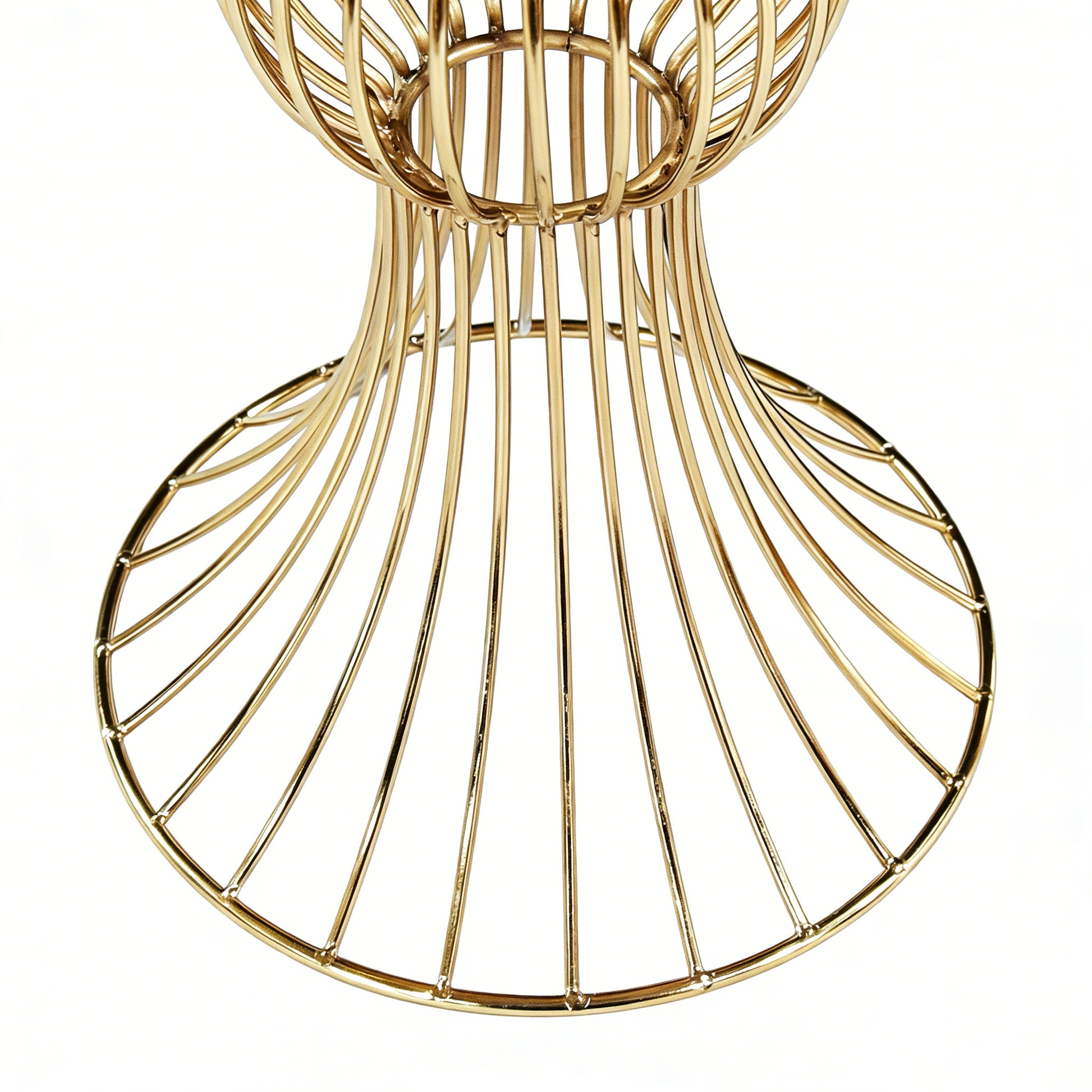 2pcs/set Metal Wire Floral Stand Centerpiece Gold base close up