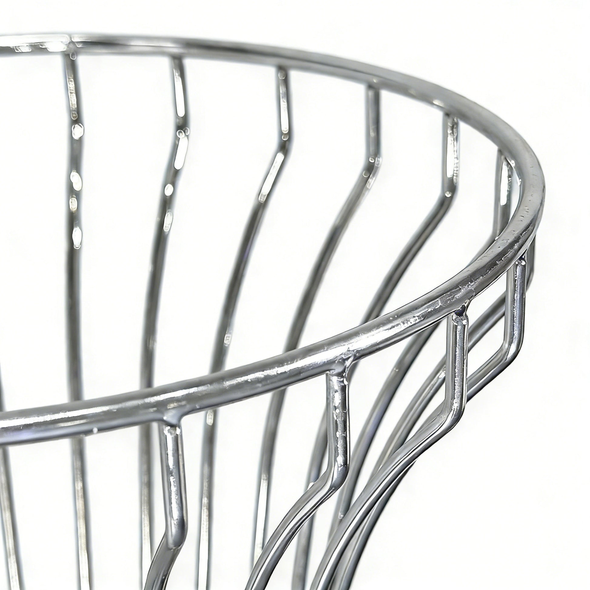 close up of the 2pcs/set Metal Wire Floral Stand Centerpiece Silver top opening