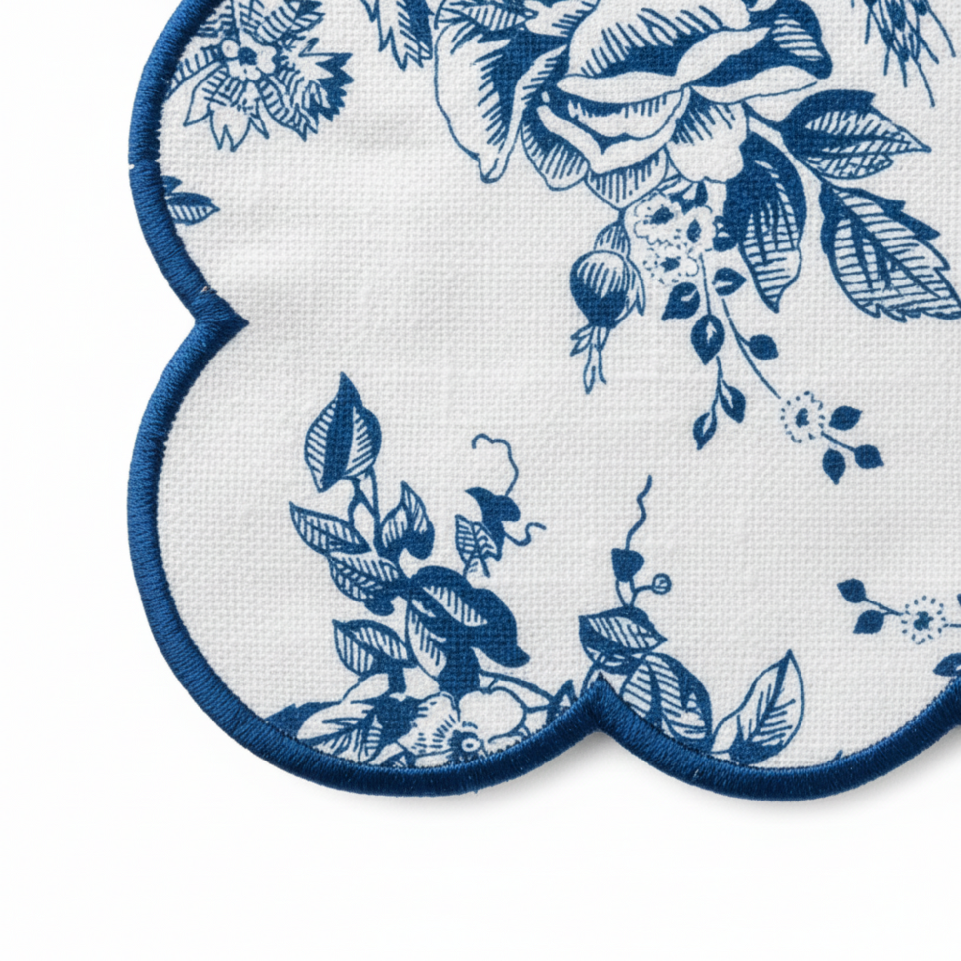 4 pcs/pk French Toile 20"x20" Scalloped Edge Napkins Blue  edge detail close up