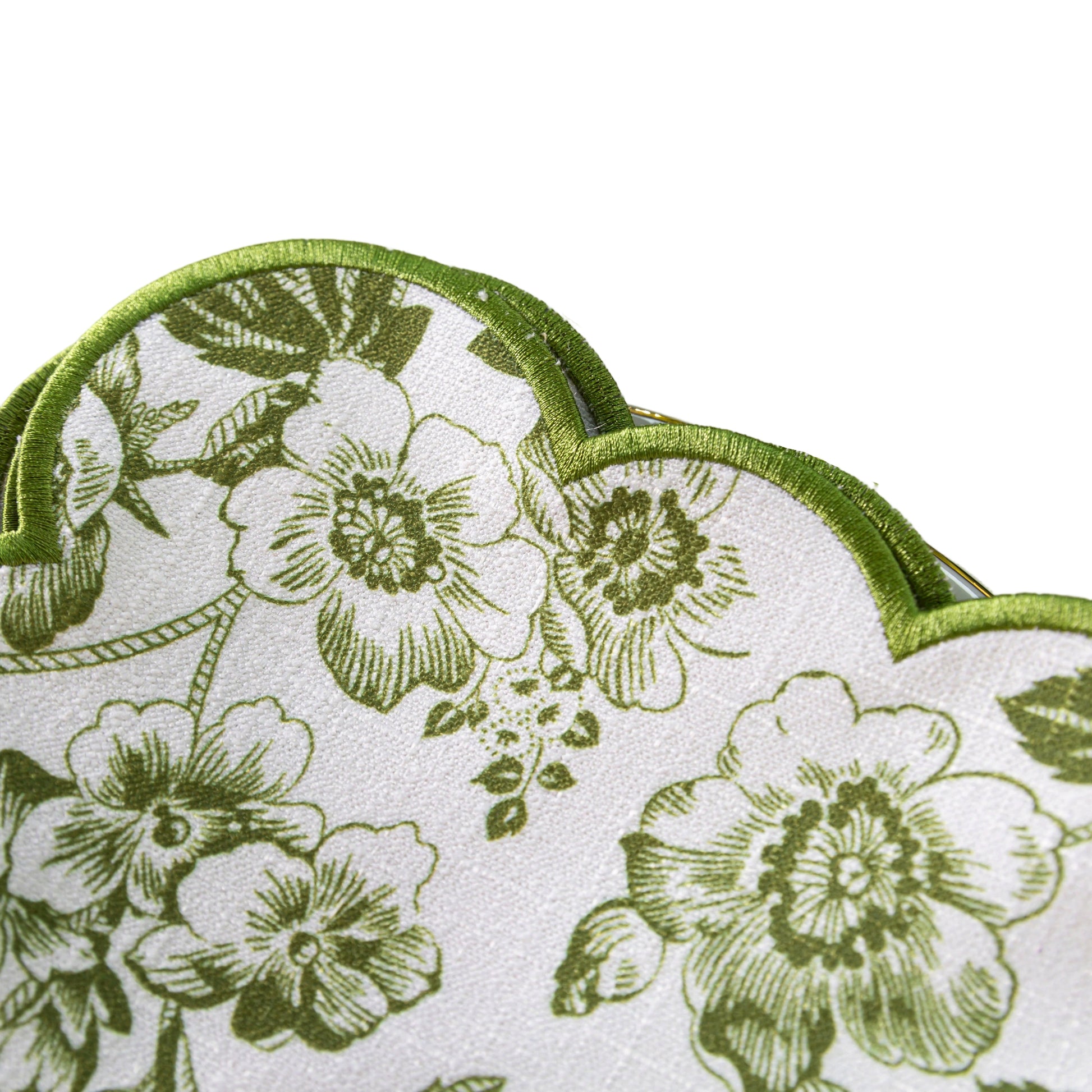 4 pcs/pk French Toile 20"x20" Scalloped Edge Napkins Olive Green edge close up