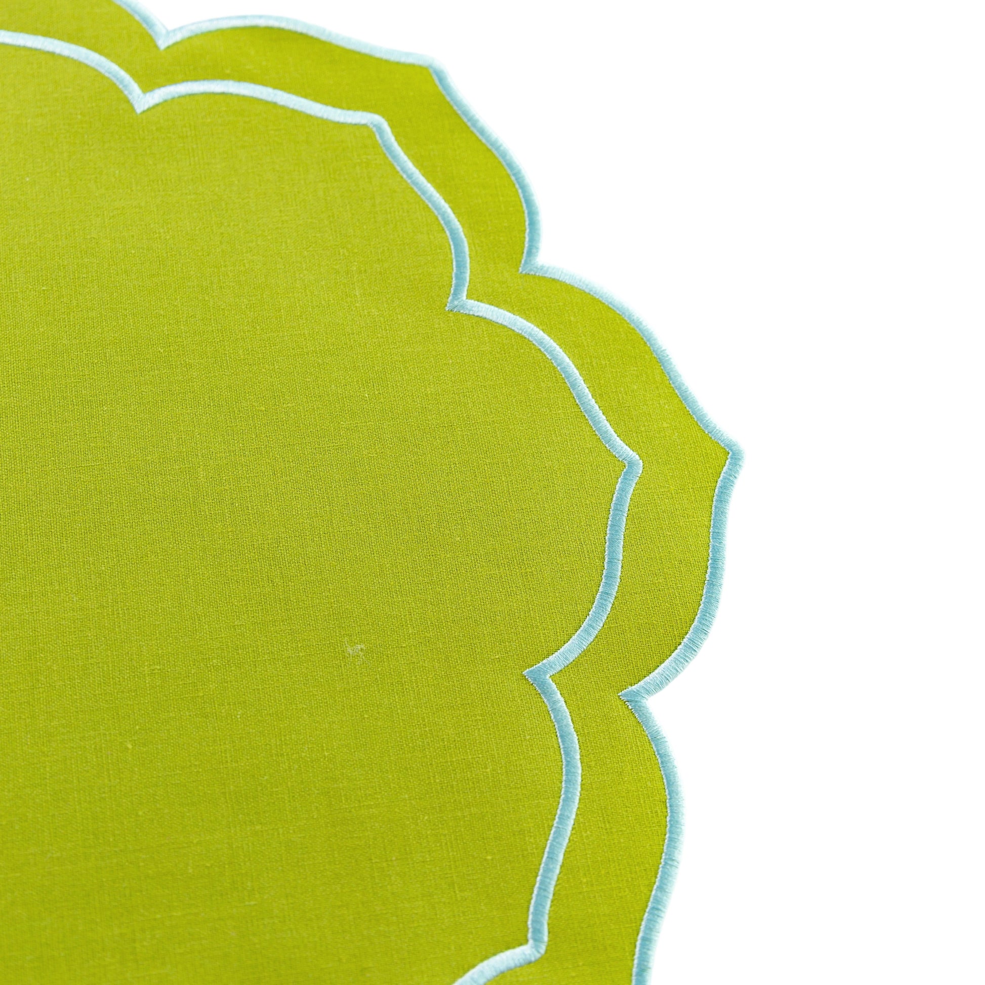 4pc/set Petal Elegance Placemats - Matcha/Turquoise edge detail close up