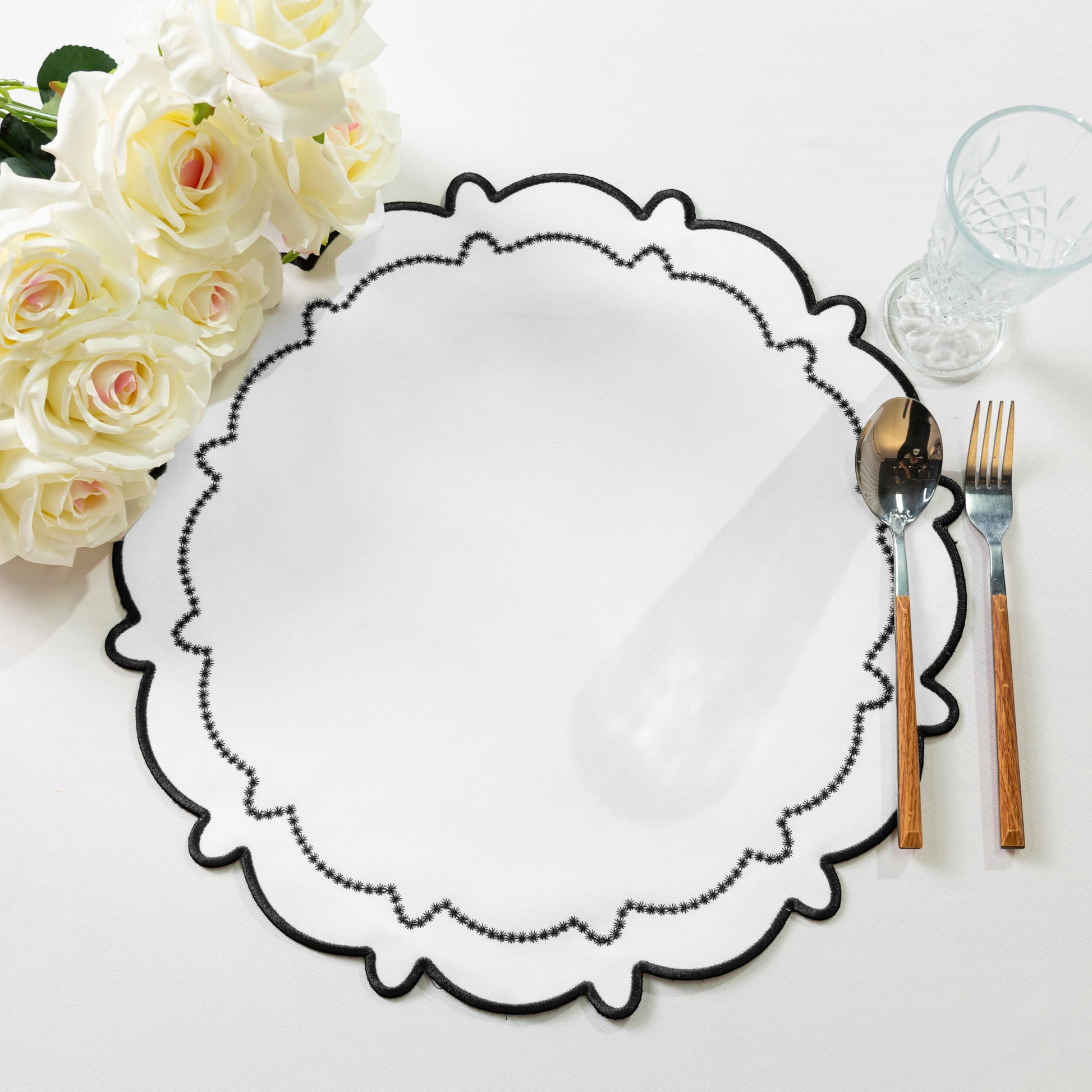 4pc/set Signature Scallop Placemats - White/Black Trim with ivory roses, and silverware