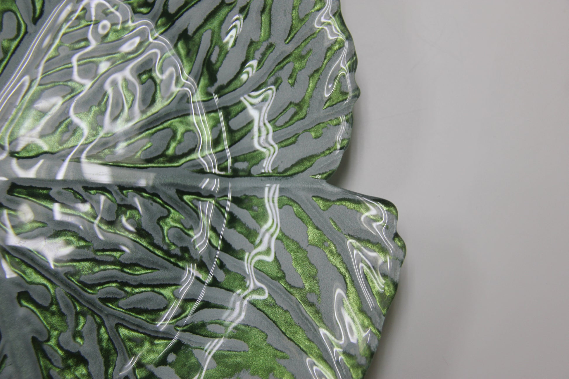 4 pc/set Green Cabbage Glass 13" Charger Plate
