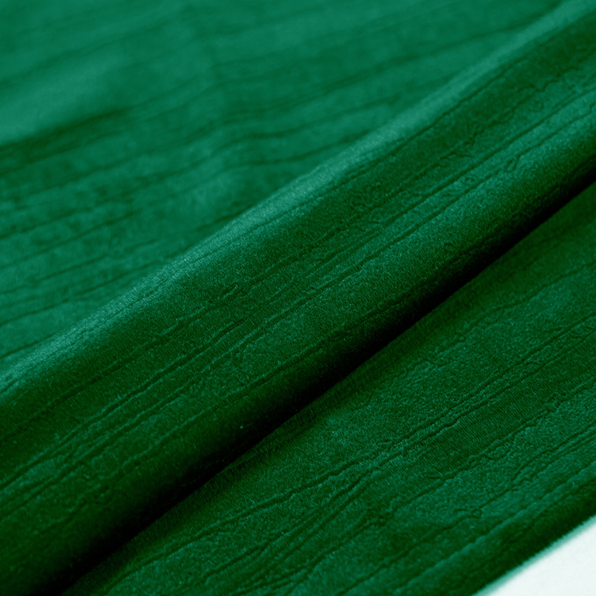 5 pcs/pk Crinkle Velvet 20"x20" Linen Napkin Emerald Green close up