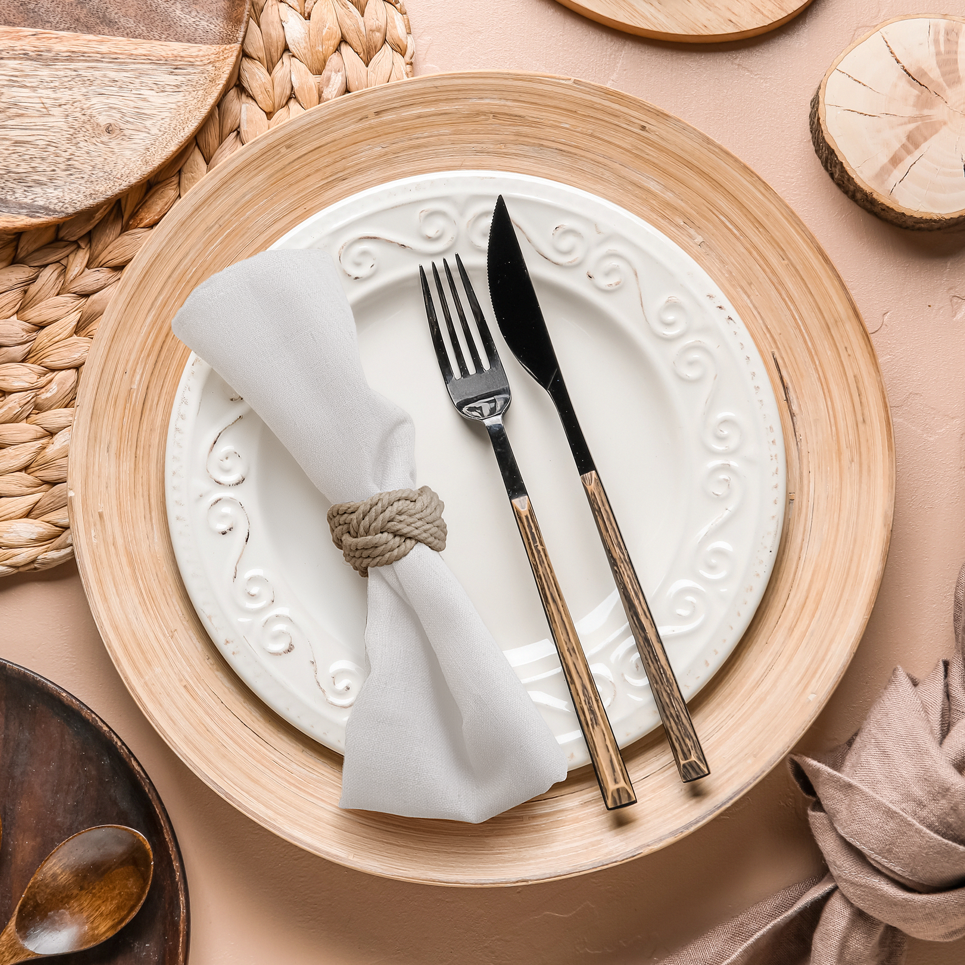 5 pcs/pk Premium Linen-Look Panama Weave 20"x20" Napkin White set paired with a white dinner plate, charger plate and silverware