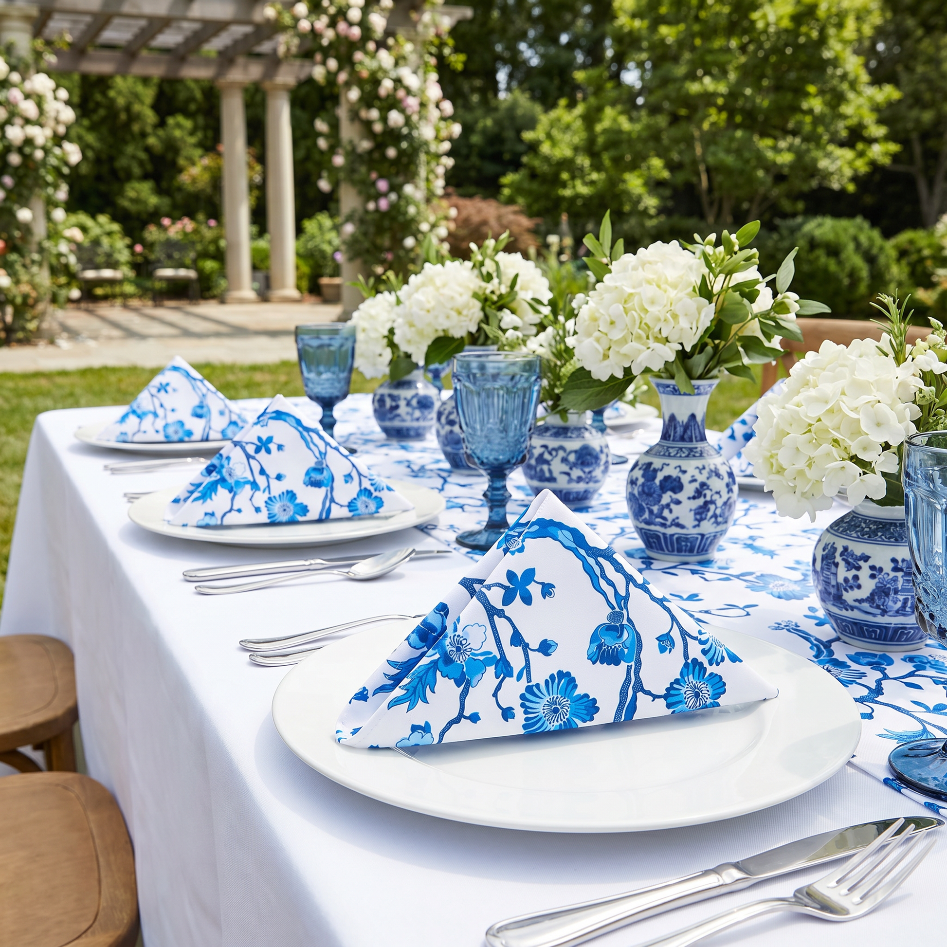 5 pcs/pk Chinoiserie Floral Scuba Napkin - Blue Outdoor Garden Setting