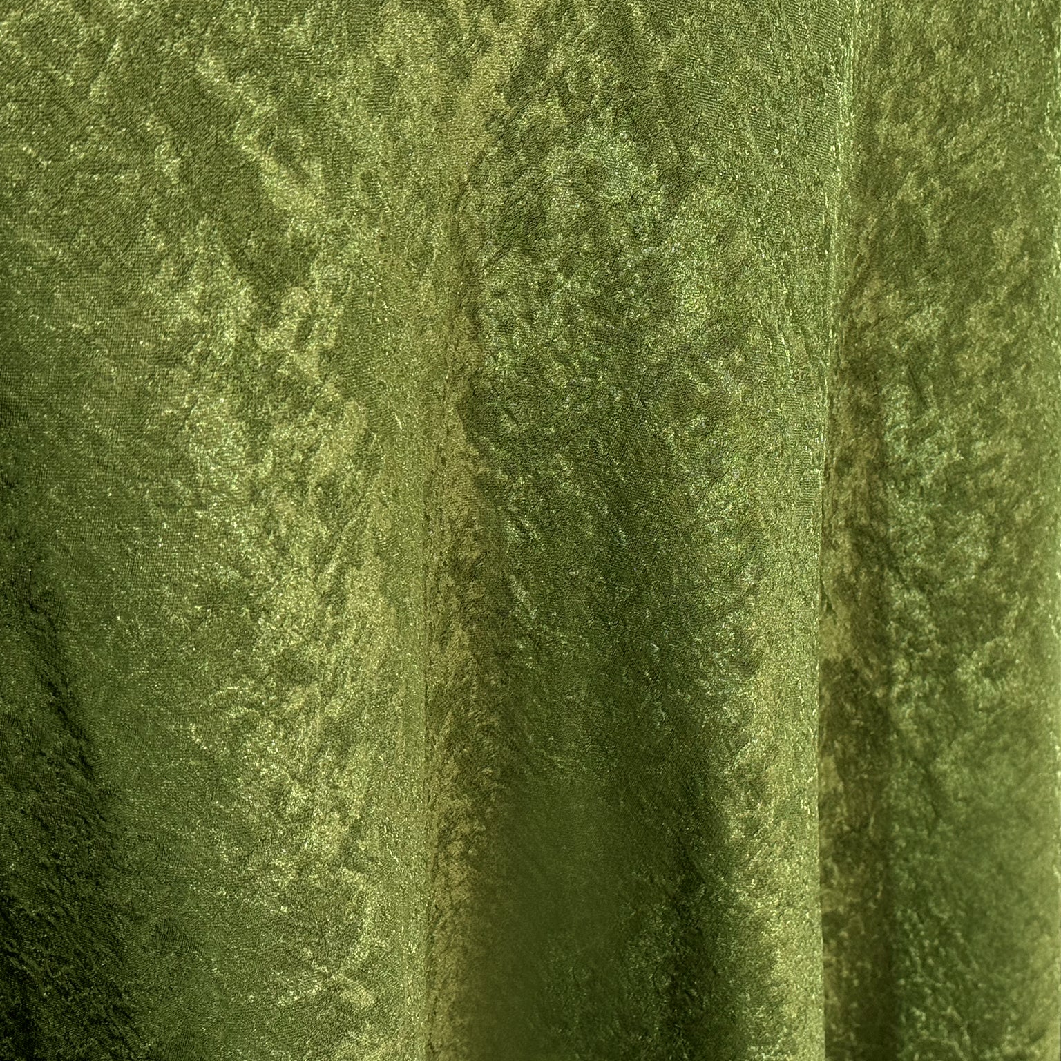 Crinkle Shimmer 120" Round Tablecloth Willow Green close up