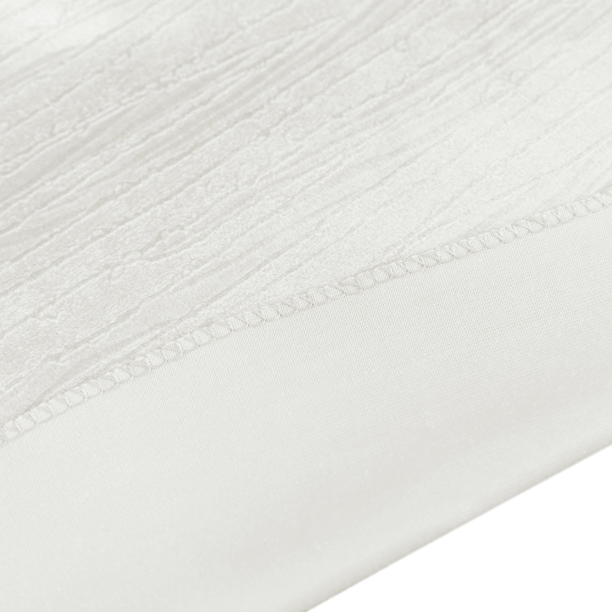 Crinkle Velvet 120" Round Tablecloth Ivory fabric underside