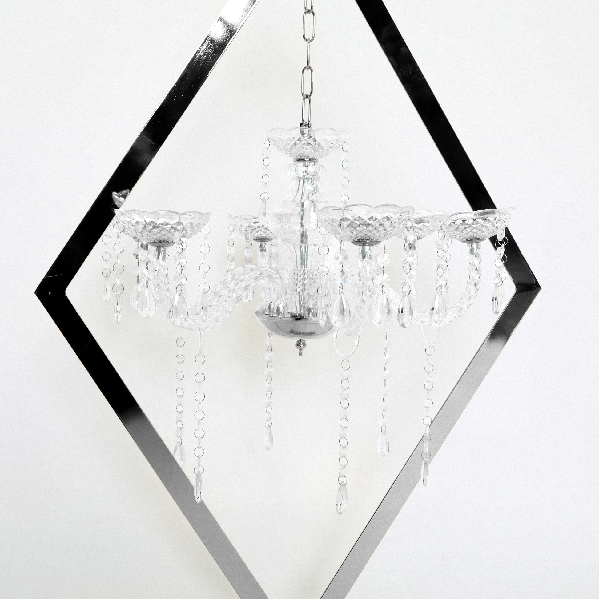 Diamond Shape Centerpiece with Hanging Chandelier Silver close up