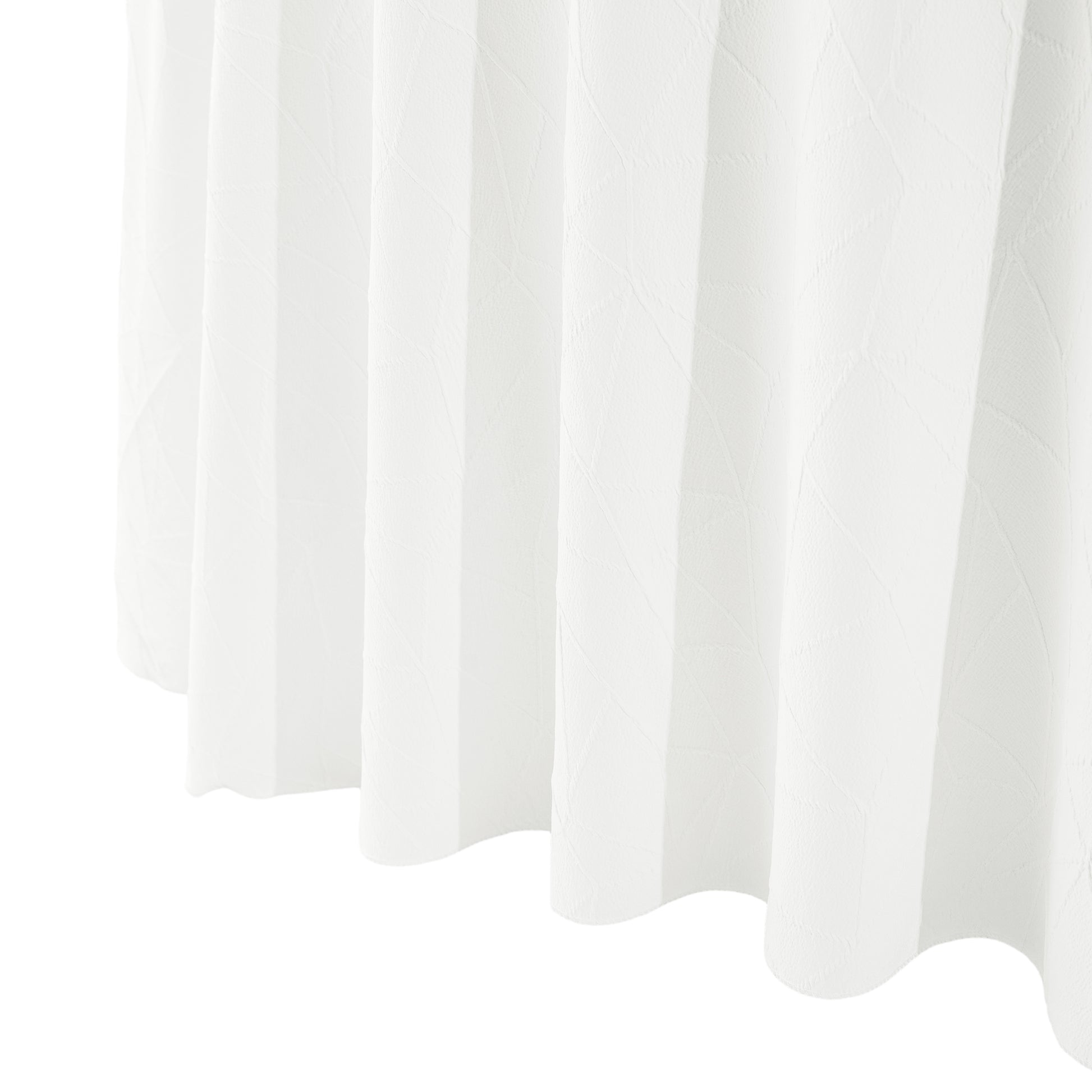 Embossed Geometric Jacquard 132" Round Tablecloth Light Ivory/Off White fabric hang