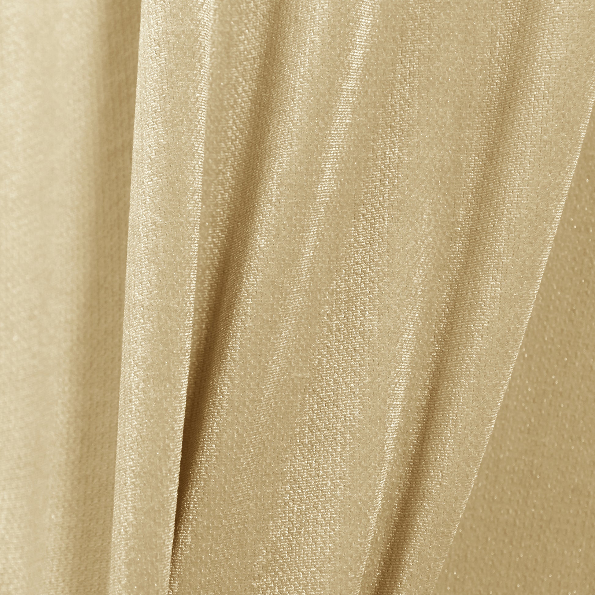 Glitter Velvet 132" Round Tablecloth - Champagne close up
