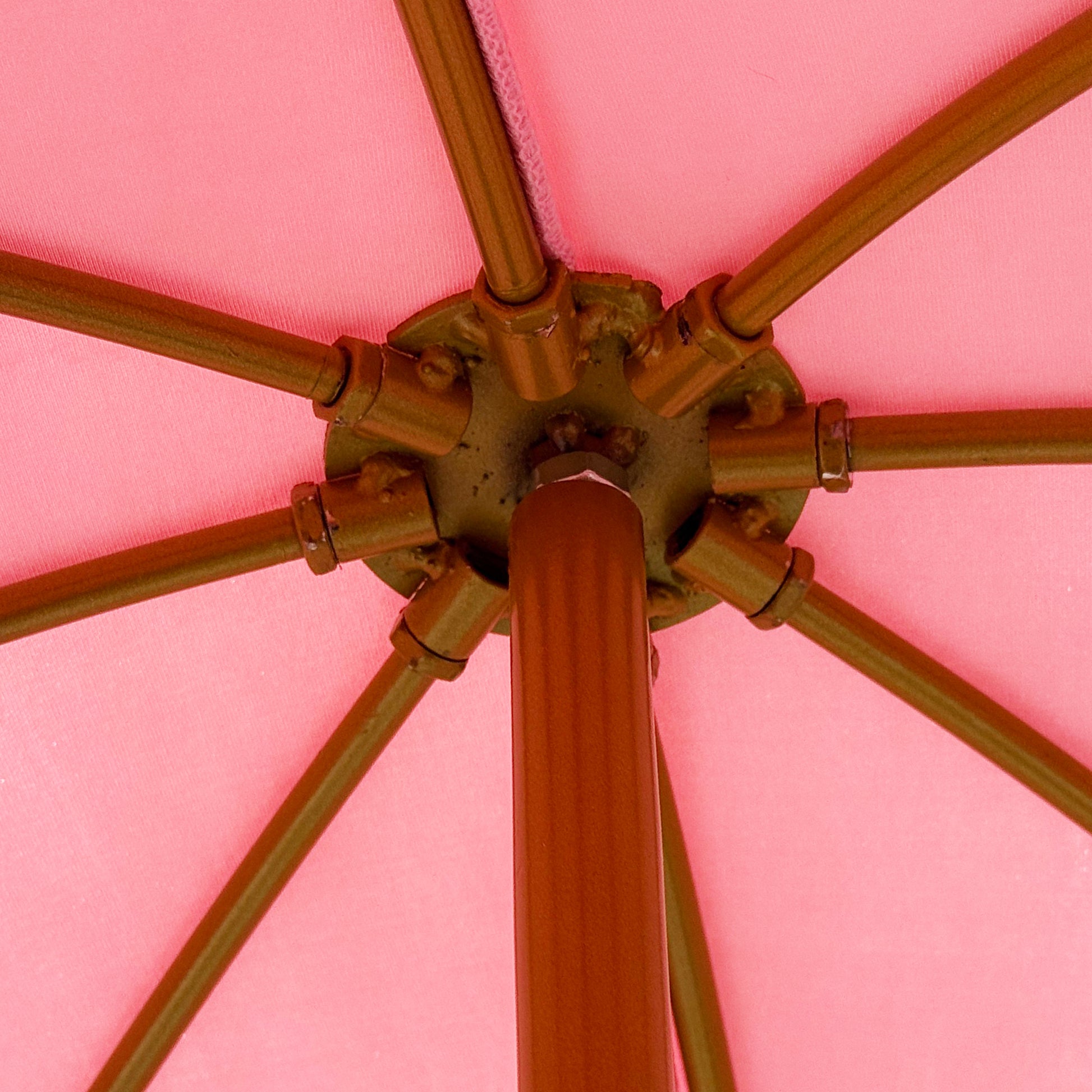 underside of the Pink Artificial Floral on Spandex Cover for Umbrella Centerpiece Stand