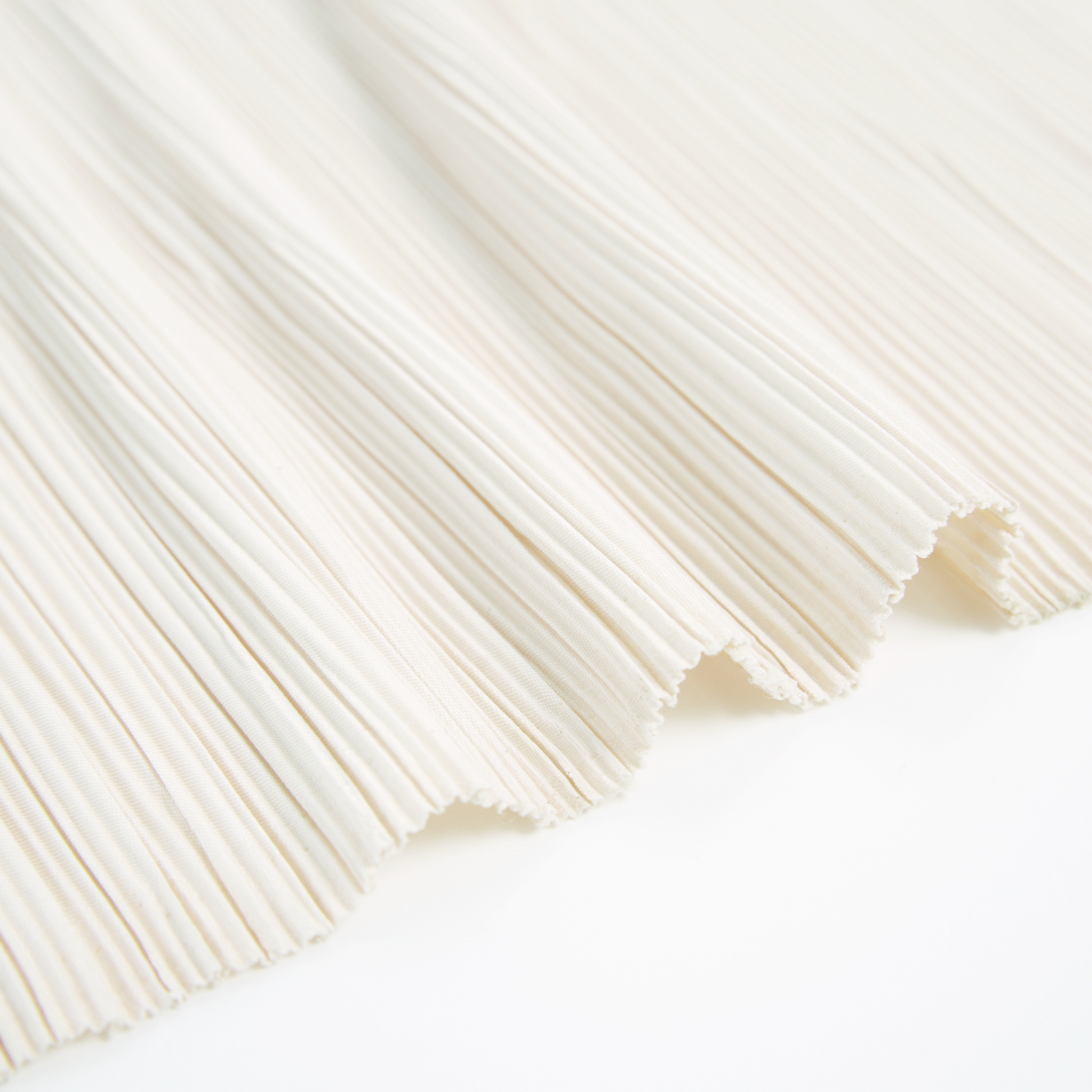 Pleated Crinkle DIY Textured Fabric 10 yards - Ivory