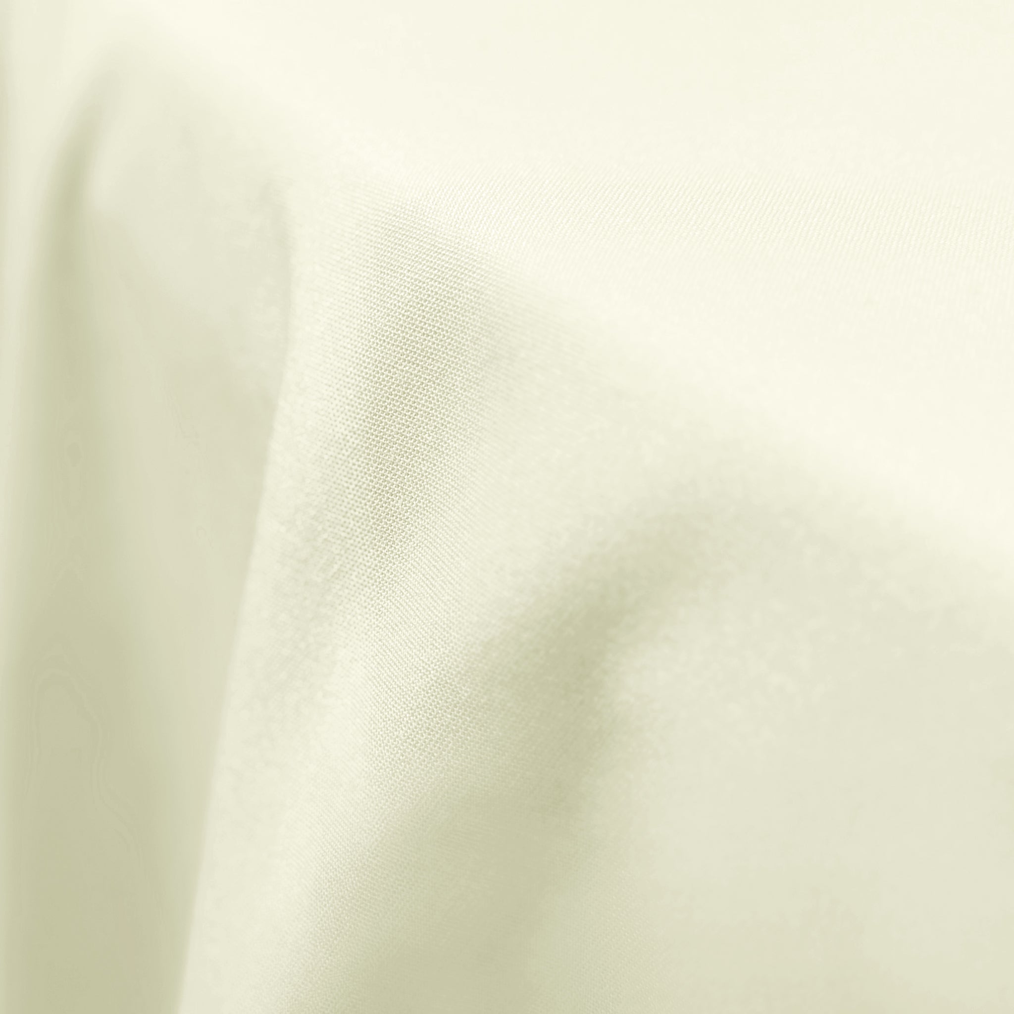 Ivory 132-Inch Round Polyester Tablecloth – Wedding & Catering Supplies By CraftsnFavors