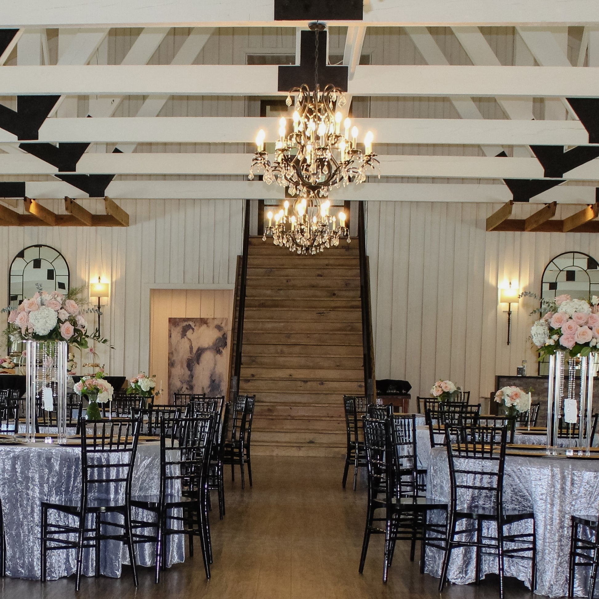 Velvet 108" Round Tablecloth Dusty Blue wedding table set up