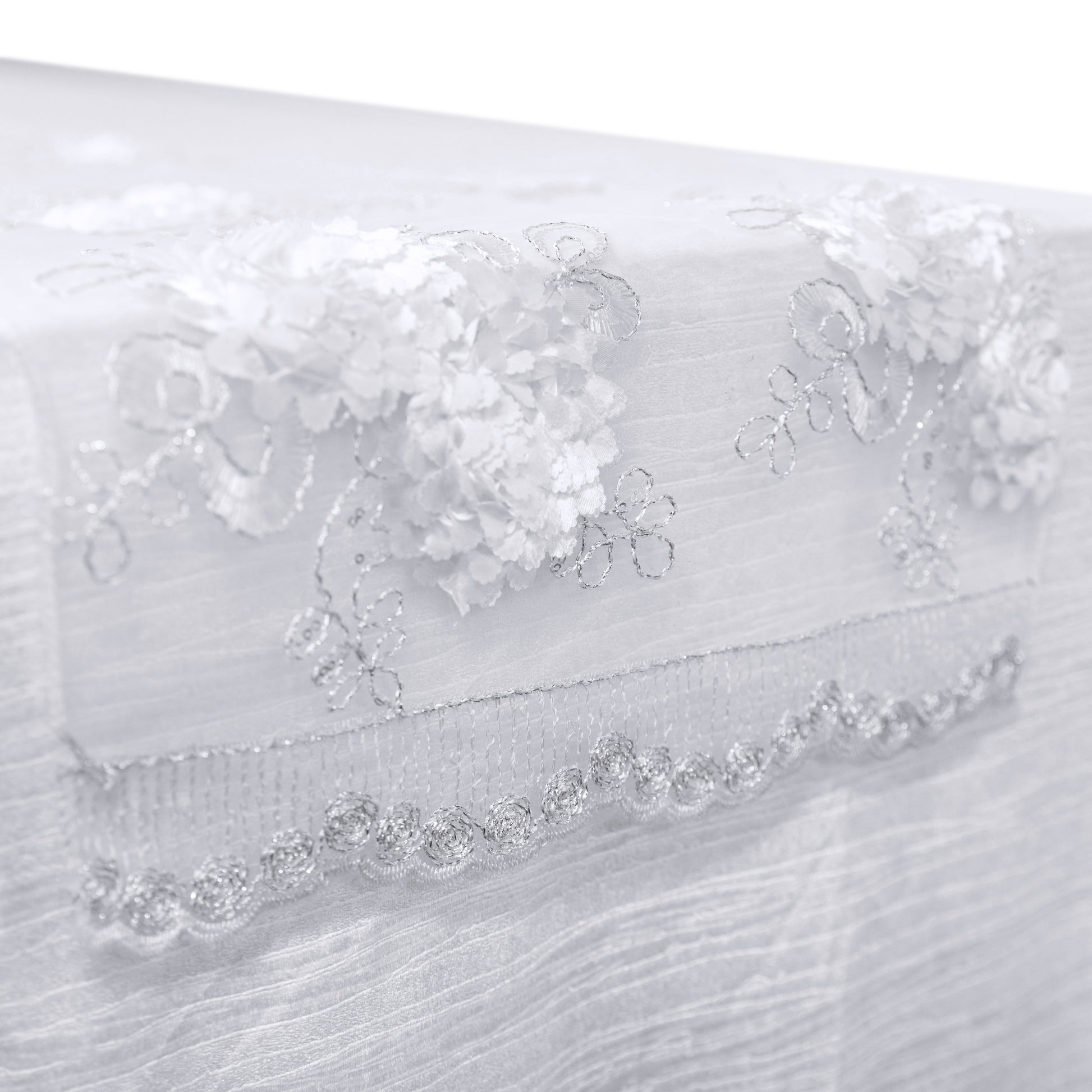 Vintage Veil Embroidery Table Runner White detail close up 