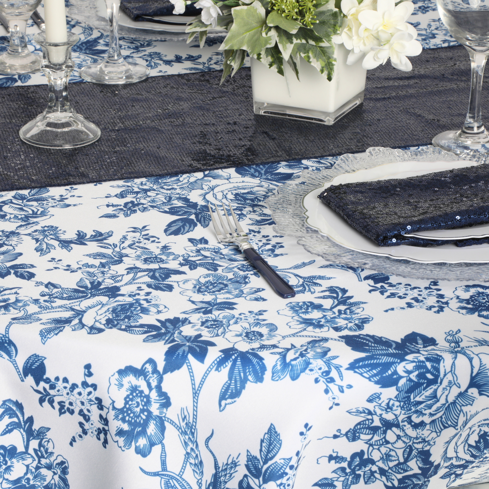French Toile 108" Round Tablecloth - Blue