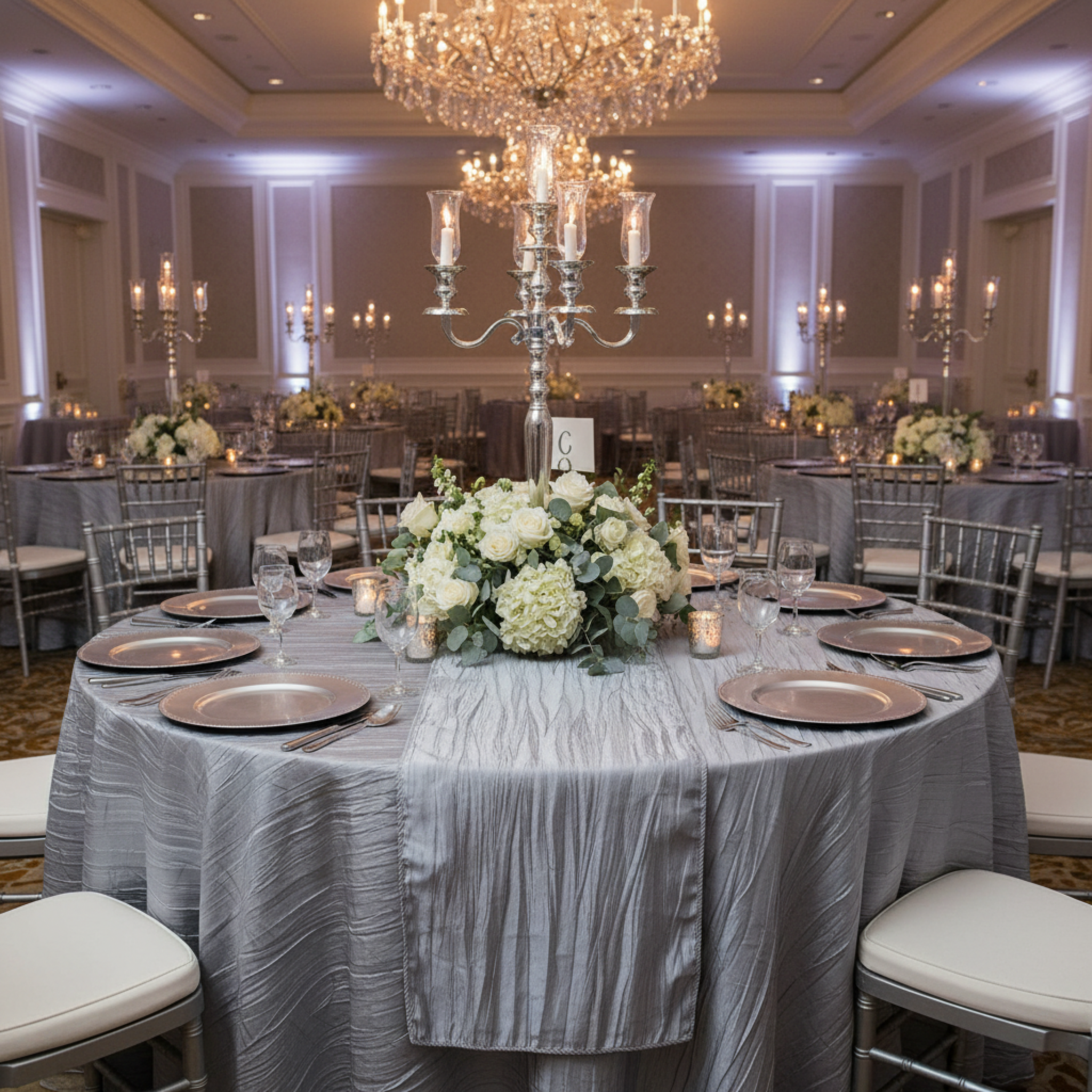 Indoor Gala Round Table