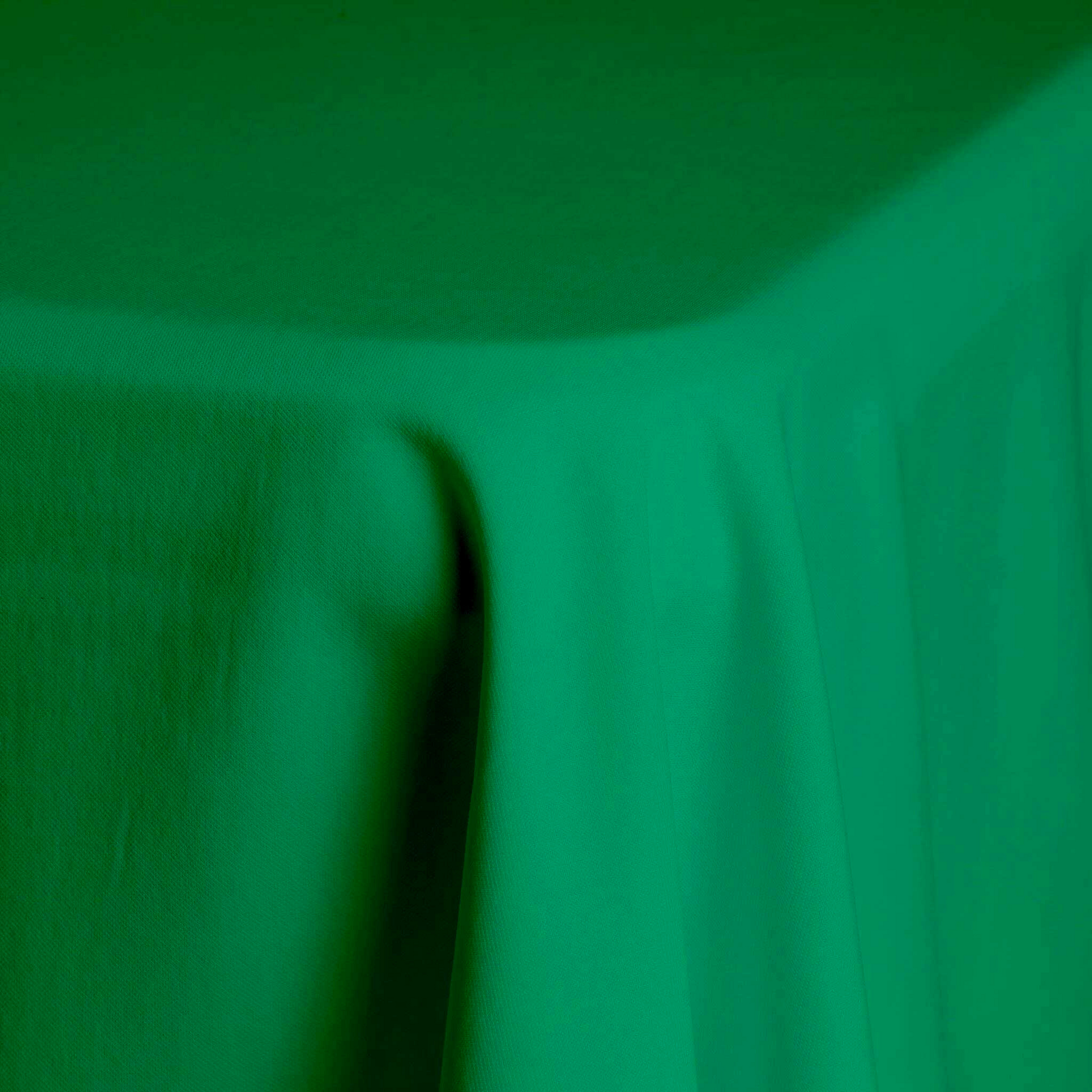 Scuba 90"x132" Rectangular Oblong Tablecloth - Emerald Green