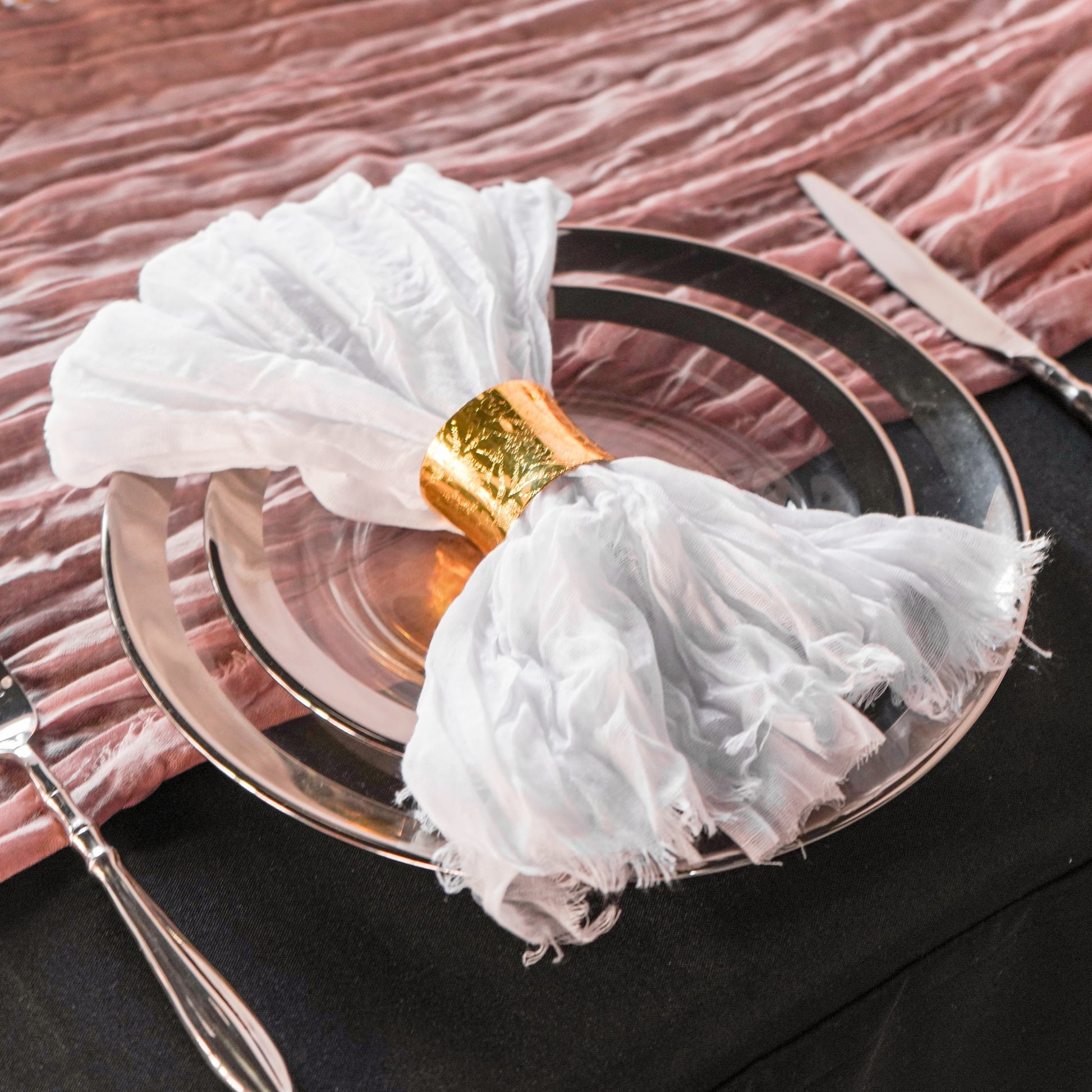 Dusty Rose Chiffon Table Runner – Event Linen Australia